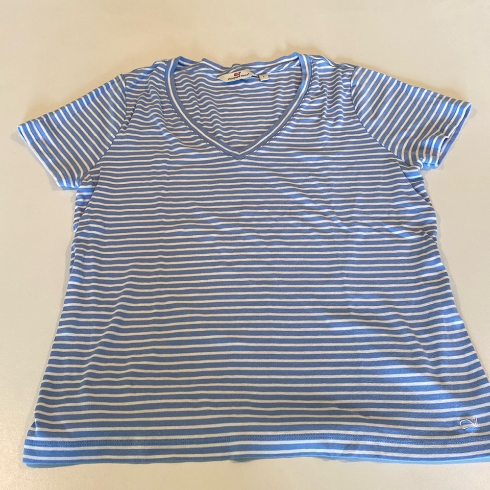 VINEYARD VINES Women’s Size Large short sleeve shirt